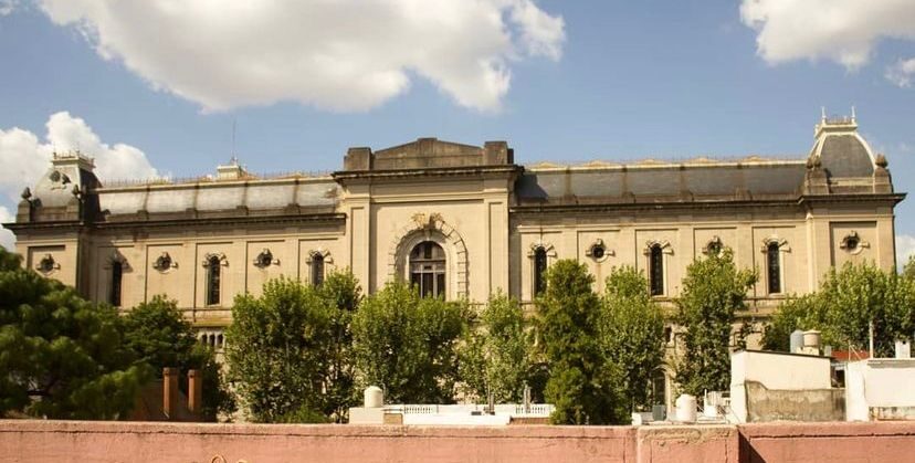 Caseron antiguo en Devoto - CABA — foto 16