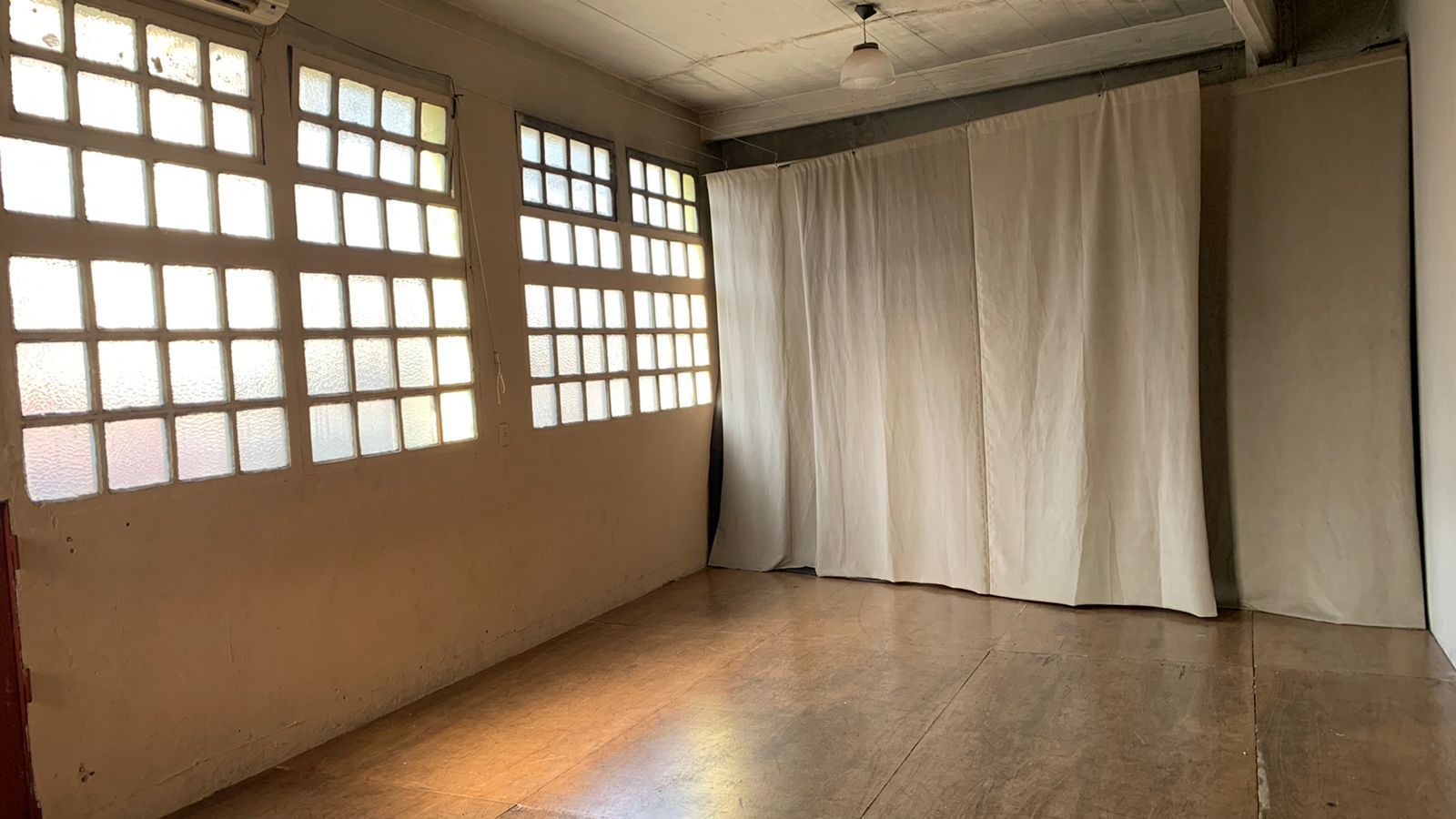 BAR con teatro en Villa Crespo — foto 11