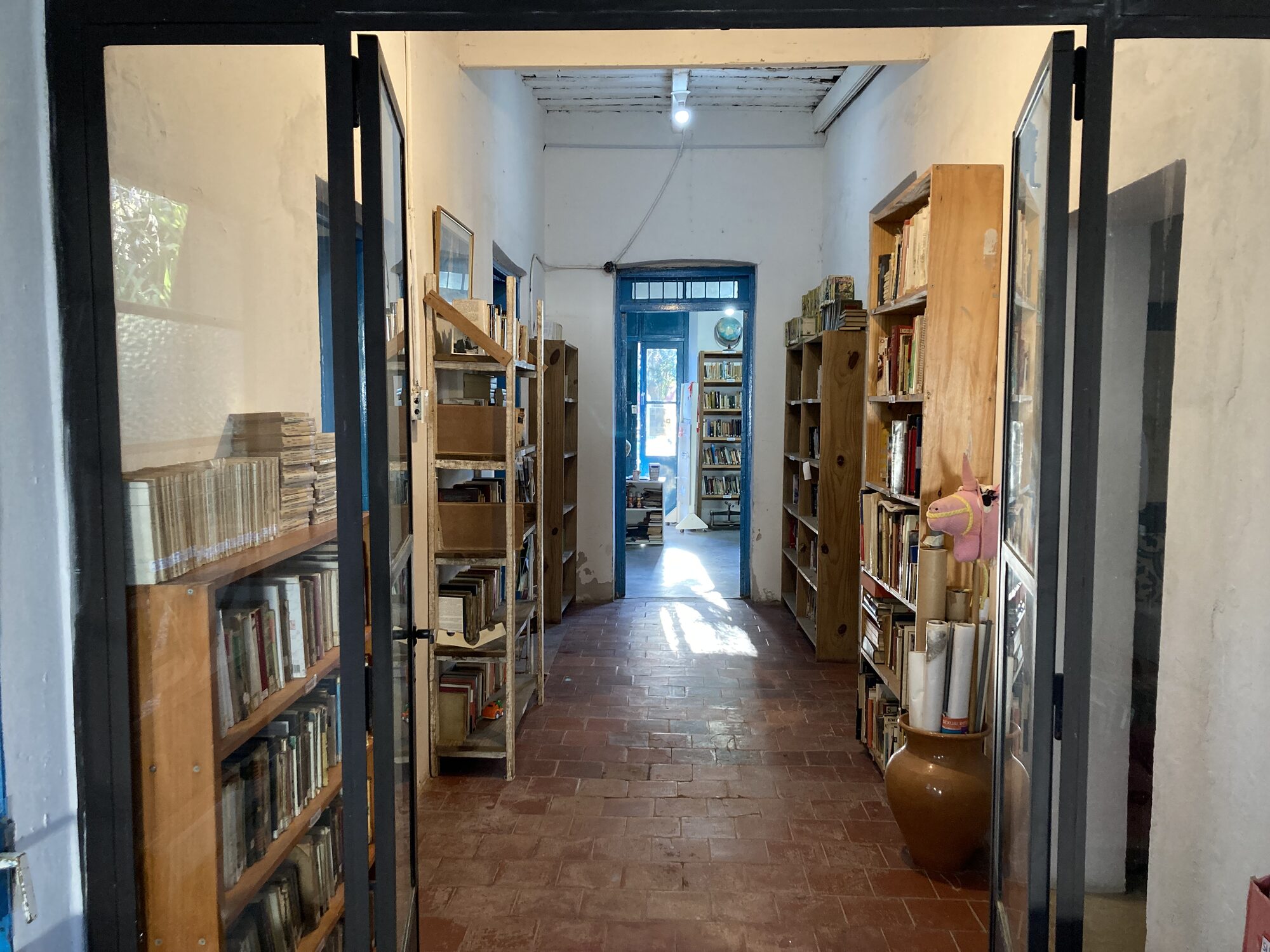 Biblioteca popular- Luján — foto 09