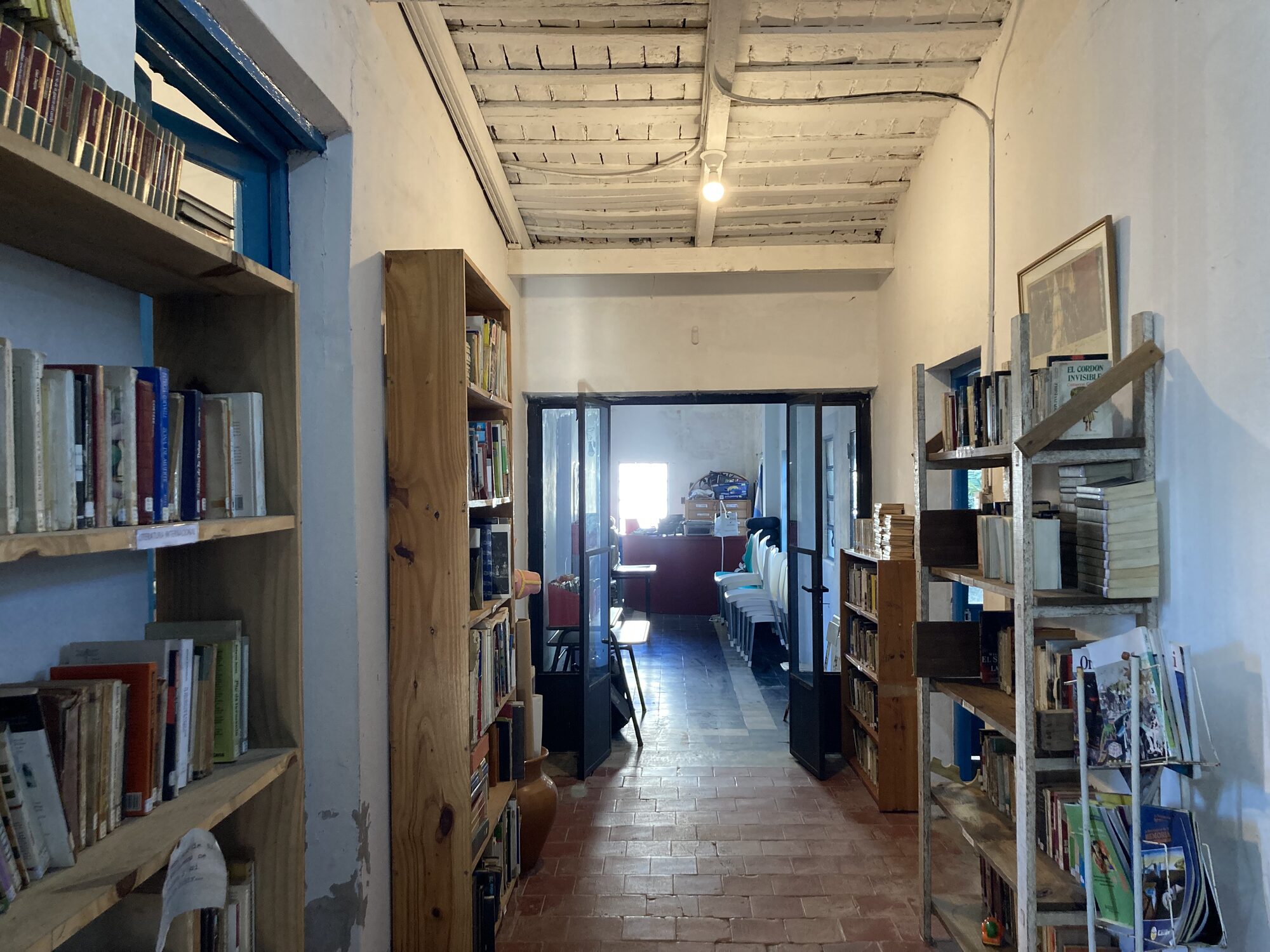 Biblioteca popular- Luján — foto 14
