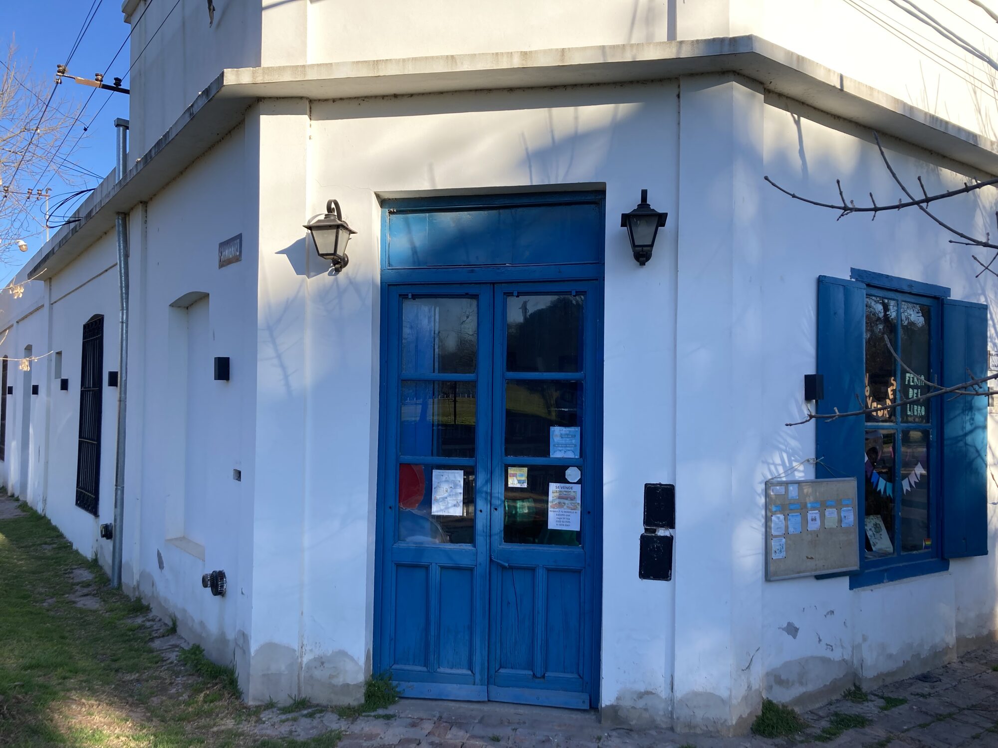 Biblioteca popular- Luján — foto 16