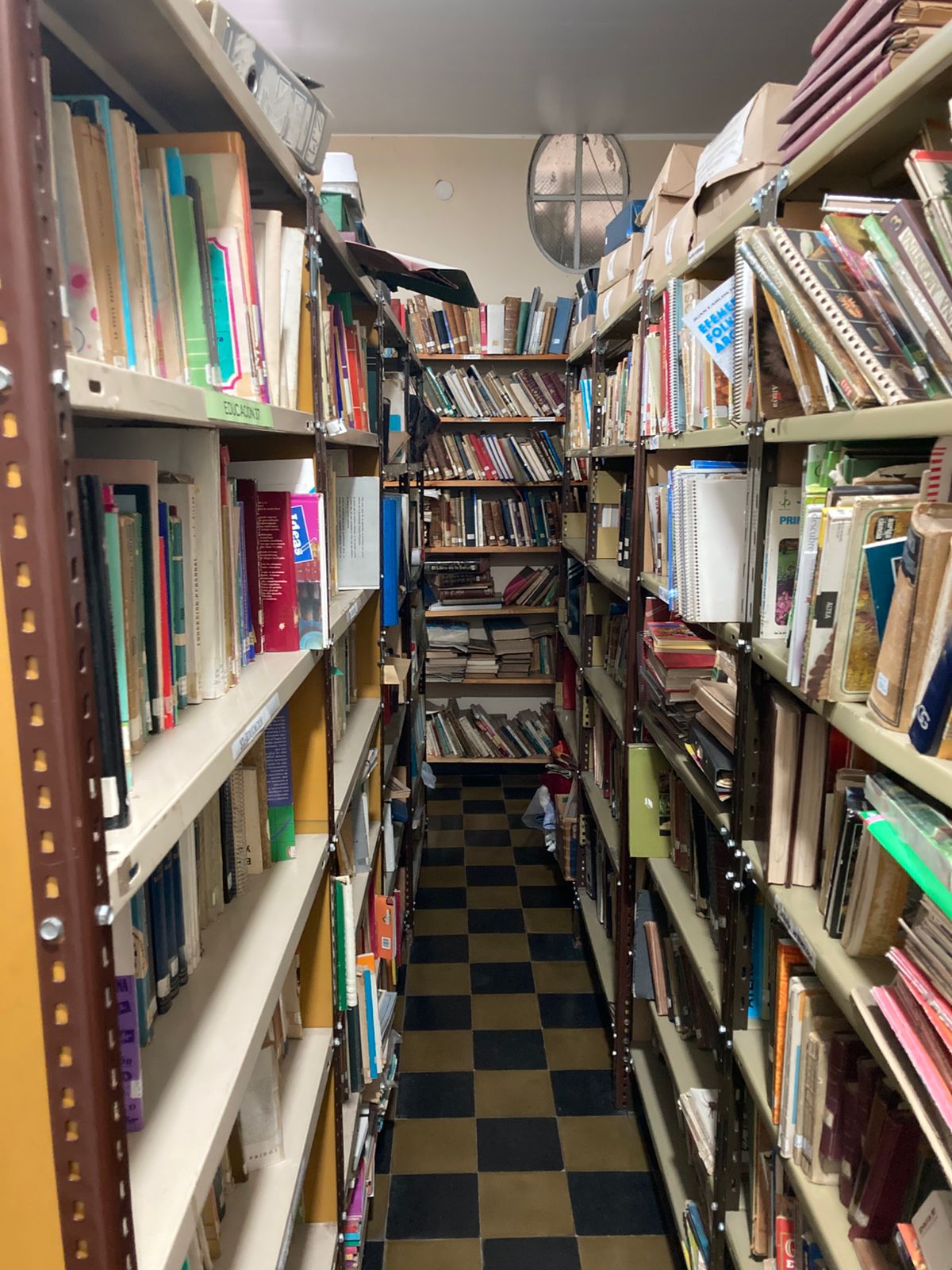 Biblioteca- Centro Luján — foto 09