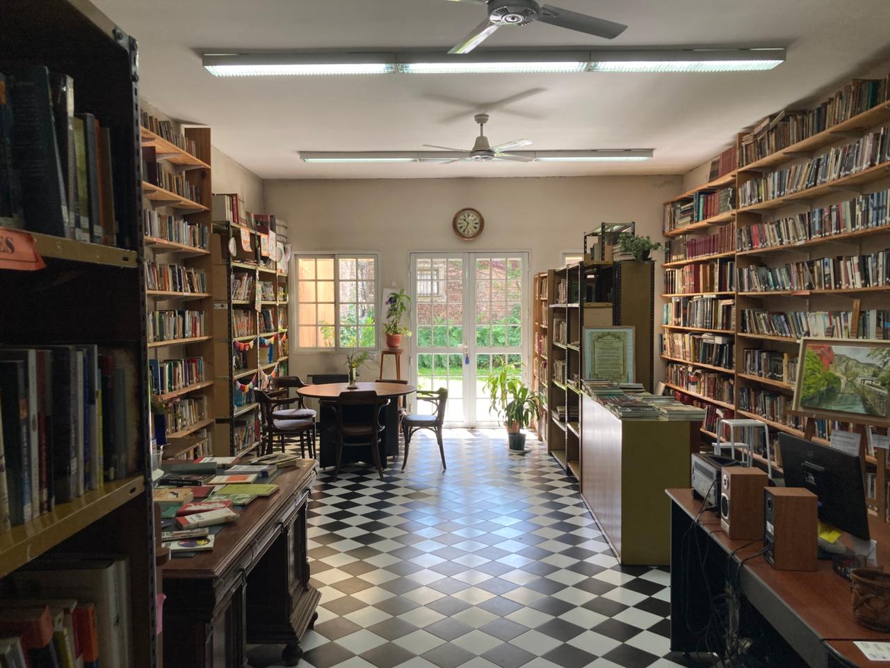 Biblioteca- Centro Luján — foto 18