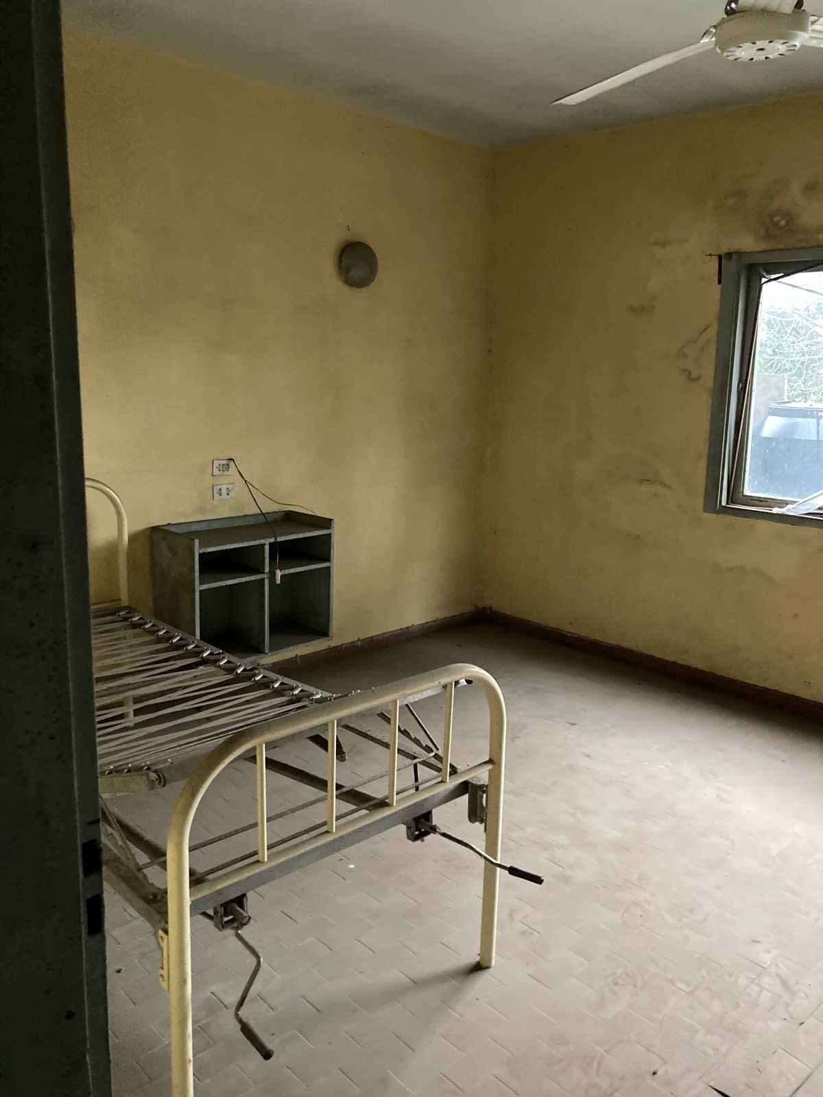 Hospital abandonado-Luján — foto 10